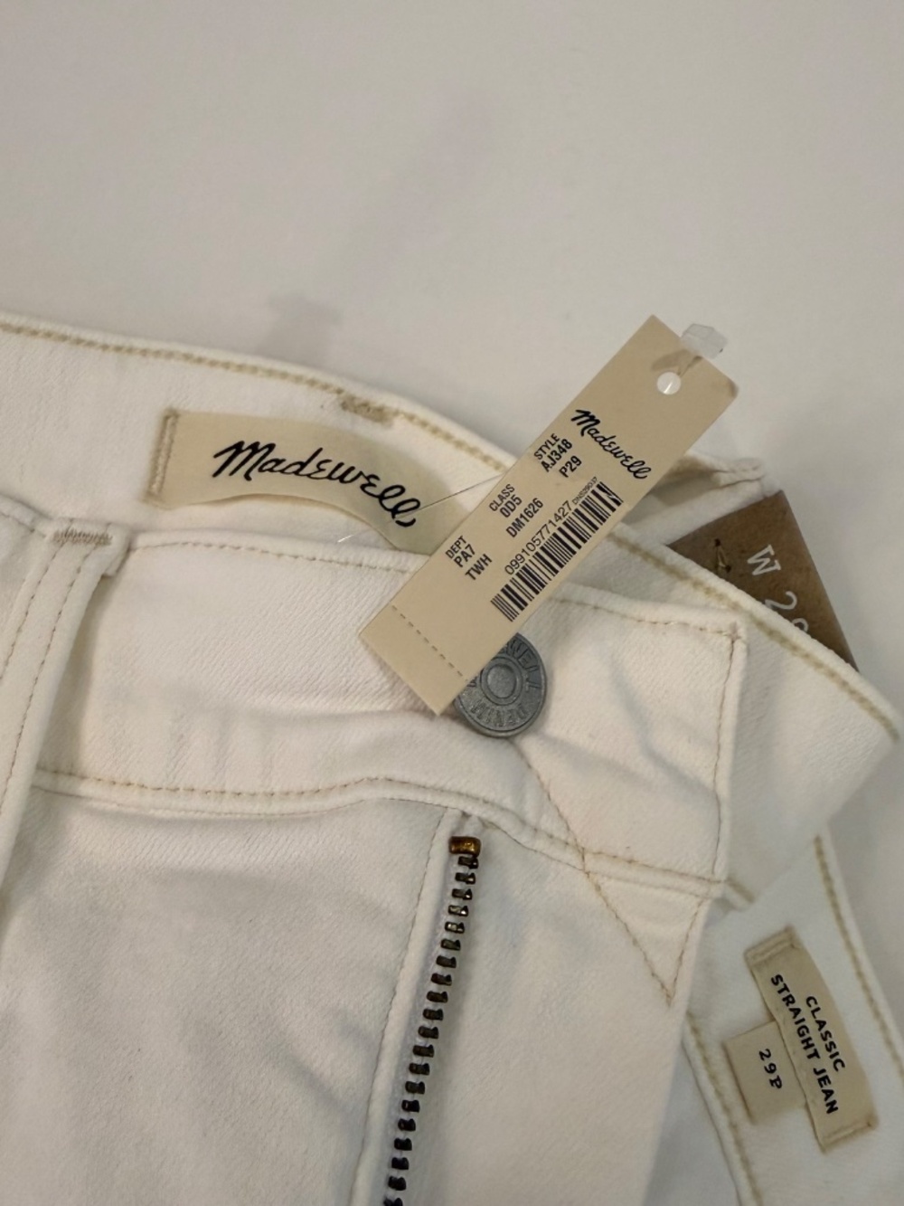 Madewell Off-White Classic Straight Jean, size 29P NWT - Picture 5 of 7